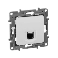 Розетка компьютерная 1-м СП Etika RJ45 кат.5E UTP механизм бел. IEK 672241 ТехноИмпульс