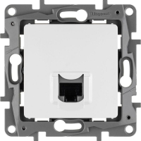 Розетка компьютерная 1-м СП Etika RJ45 кат.5E UTP механизм бел. IEK 672241 ТехноИмпульс