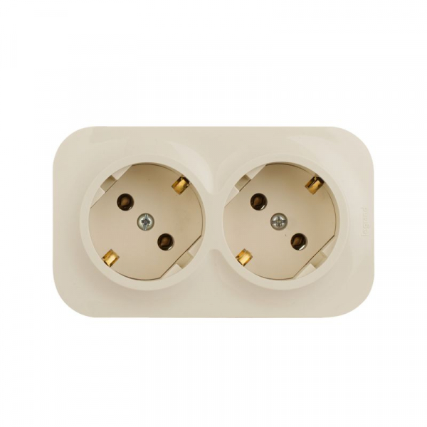 Розетка 2-м ОП Quteo 16А IP20 250В 2х2P+E с заземл. без защ. шторок сл. кость IEK 782263 ТехноИмпульс