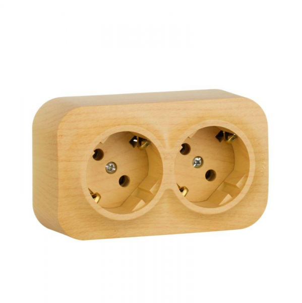 Розетка 2-м ОП Quteo 16А IP20 250В 2х2P+E с заземл. без защ. шторок дерево IEK 782293 ТехноИмпульс