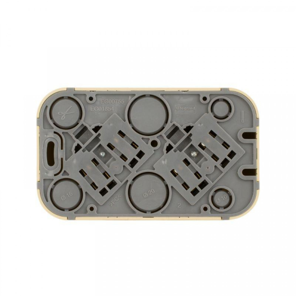 Розетка 2-м ОП Quteo 16А IP20 250В 2х2P+E с заземл. без защ. шторок дерево IEK 782293 ТехноИмпульс