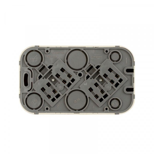 Розетка 2-м ОП Quteo 16А IP20 250В 2х2P+E с заземл. защ. шторки сл. кость IEK 782267 ТехноИмпульс