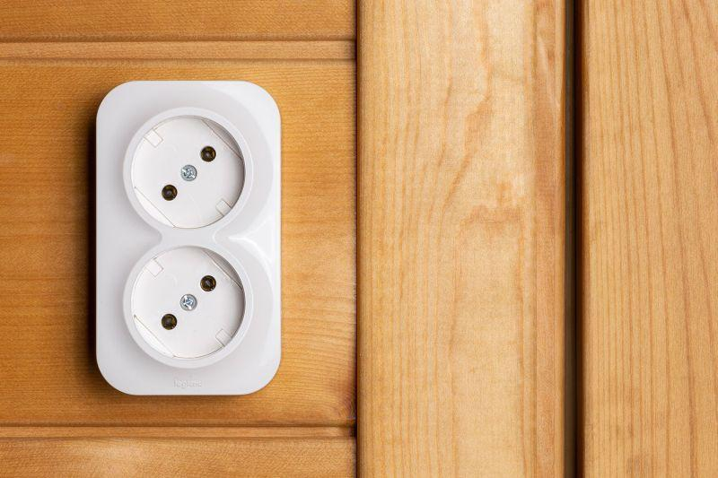 Розетка 2-м ОП Quteo 16А IP20 250В 2х2P без заземл. без защ. шторок бел. IEK 782231 ТехноИмпульс