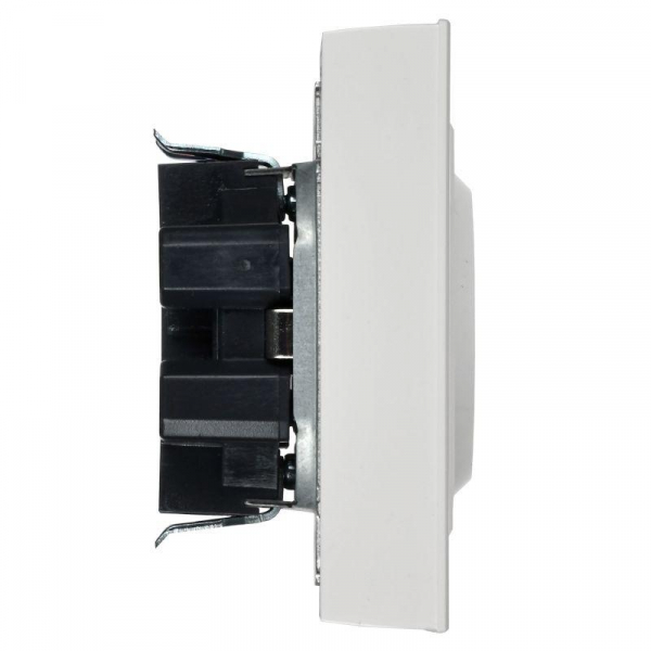 Розетка 2-м СП BRITE РСш12-3-БрБ 16А в сборе с заземл. защ. шторки бел. IEK BR-R24-16-K01-F ТехноИмпульс