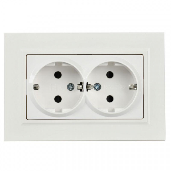Розетка 2-м СП BRITE РСш12-3-БрБ 16А в сборе с заземл. защ. шторки бел. IEK BR-R24-16-K01-F ТехноИмпульс