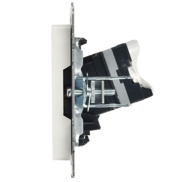 Розетка компьютерная СП RJ45 кат.5E BRITE РК10-БрБ механизм бел. IEK BR-K10-1-K01 ТехноИмпульс