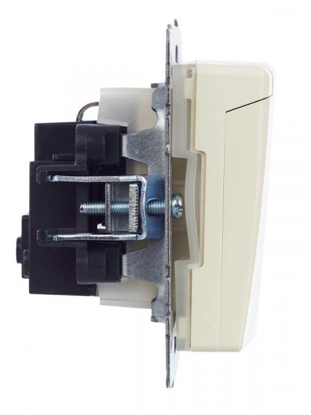 Розетка BRITE РСбш10-3-44-БрКр 16А IP44 с заземл. защ. шторки с крышкой механизм беж. IEK BR-R16-16-44-K10 ТехноИмпульс