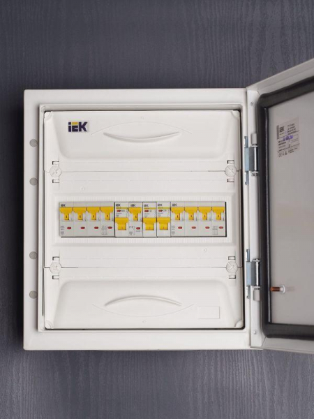 Выключатель автоматический модульный 1п C 20А 4.5кА ВА47-29 KARAT IEK MVA20-1-020-C ТехноИмпульс