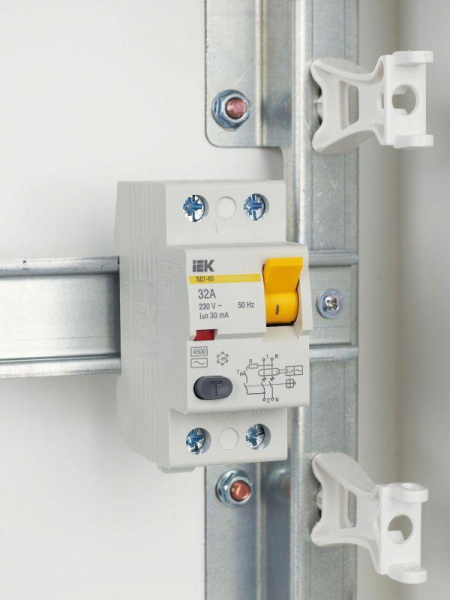 Выключатель дифференциального тока (УЗО) 2п 32А 30мА тип AC ВД1-63 KARAT IEK MDV10-2-032-030 ТехноИмпульс