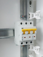 Выключатель автоматический модульный 3п C 63А 6кА ВА47-60M KARAT IEK MVA31-3-063-C ТехноИмпульс