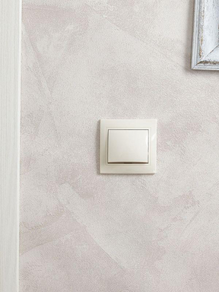 Выключатель 1-кл. СП Кварта 10А IP20 ВС10-1-0-ККм крем. GENERICA EVK10-K33-10-DM ТехноИмпульс