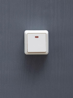 Выключатель 1-кл. ОП Октава 10А IP20 ВС20-1-1-ОБ с индикацией бел. GENERICA EVO11-K01-10-DC ТехноИмпульс