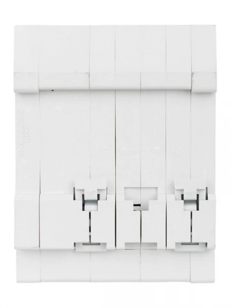 Выключатель автоматический дифференциального тока 4п (3P+N) C 16А 30мА тип A 6кА АВДТ-34 KARAT IEK MAD22-6-016-C-30 ТехноИмпульс