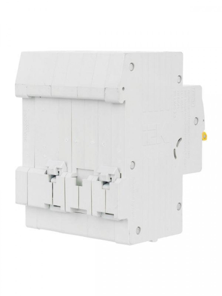 Выключатель автоматический дифференциального тока 4п (3P+N) C 16А 30мА тип A 6кА АВДТ-34 KARAT IEK MAD22-6-016-C-30 ТехноИмпульс