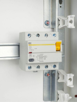 Выключатель дифференциального тока (УЗО) 4п 32А 300мА тип AC ВД1-63 KARAT IEK MDV10-4-032-300 ТехноИмпульс