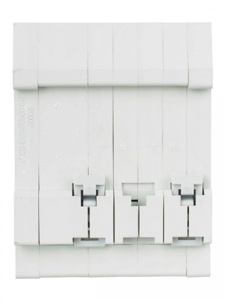 Выключатель автоматический дифференциального тока 4п (3P+N) C 32А 30мА тип A 6кА АВДТ-34 KARAT IEK MAD22-6-032-C-30 ТехноИмпульс