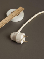 Вилка угловая ВПу11-01-Ст разборная с заземл. 16А бел. IEK EVP11-16-01-K01 ТехноИмпульс