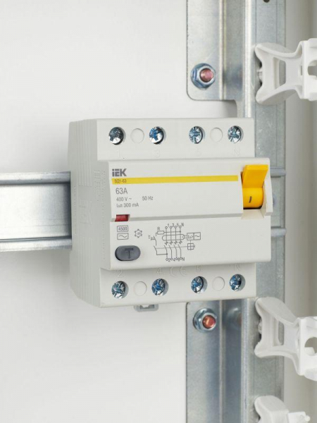 Выключатель дифференциального тока (УЗО) 4п 63А 300мА тип AC ВД1-63 KARAT IEK MDV10-4-063-300 ТехноИмпульс