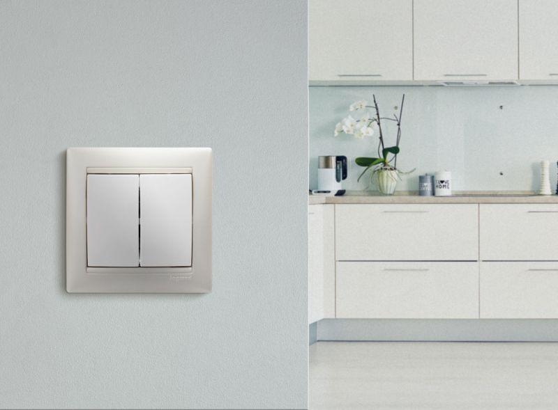 Выключатель 2-кл. СП Valena 10А IP31 250В механизм бел. IEK 774405 ТехноИмпульс