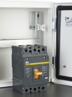 Выключатель автоматический 3п 200А 35кА ВА 88-35 KARAT IEK SVA30-3-0200 ТехноИмпульс