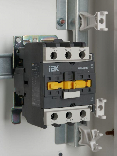 Контактор КМИ-46512 65А 230В/АС3 1НО 1НЗ KARAT IEK KKM41-065-230-11 ТехноИмпульс