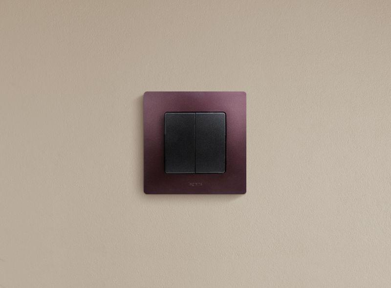 Выключатель 2-кл. СП Etika 10А IP20 250В 10AX авт. зажимы механизм антрацит IEK 672602 ТехноИмпульс