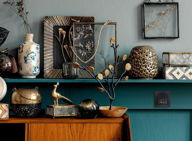 Розетка компьютерная 1-м СП Etika RJ45 кат.5E UTP механизм антрацит IEK 672641 ТехноИмпульс