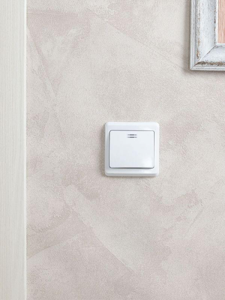 Выключатель 1-кл. СП Вега 10А IP20 ВС10-1-1-ВБ с индикацией бел. GENERICA EVV11-K01-10-DM ТехноИмпульс