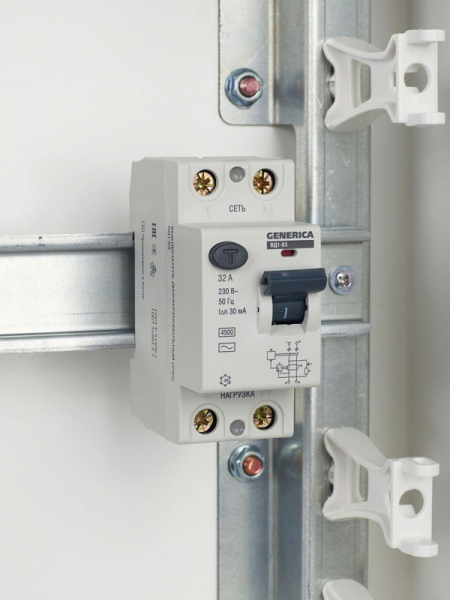 Выключатель дифференциального тока (УЗО) 2п 32А 30мА тип AC ВД1-63 GENERICA MDV15-2-032-030 ТехноИмпульс