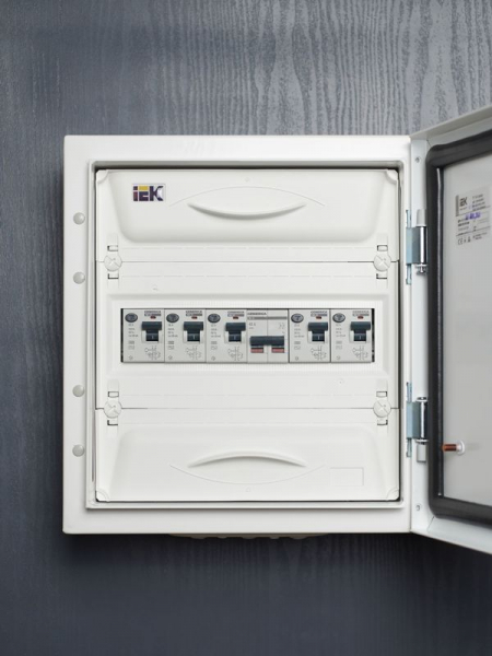 Выключатель дифференциального тока (УЗО) 2п 32А 30мА тип AC ВД1-63 GENERICA MDV15-2-032-030 ТехноИмпульс