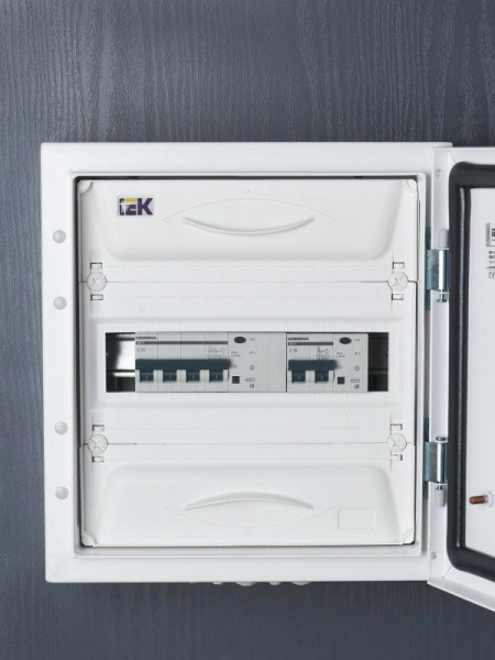 Выключатель автоматический дифференциального тока 2п 16А 30мА АД12 GENERICA MAD15-2-016-C-030 ТехноИмпульс