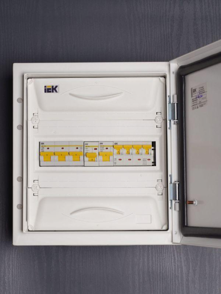 Выключатель автоматический модульный 1п C 80А 10кА ВА47-100 KARAT IEK MVA40-1-080-C ТехноИмпульс
