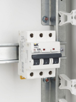 Выключатель автоматический модульный 3п C 20А M06N ARMAT IEK AR-M06N-3-C020 ТехноИмпульс