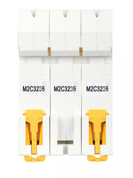 Выключатель автоматический модульный 3п C 32А M06N ARMAT IEK AR-M06N-3-C032 ТехноИмпульс