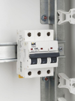 Выключатель автоматический модульный 3п C 40А M06N ARMAT IEK AR-M06N-3-C040 ТехноИмпульс