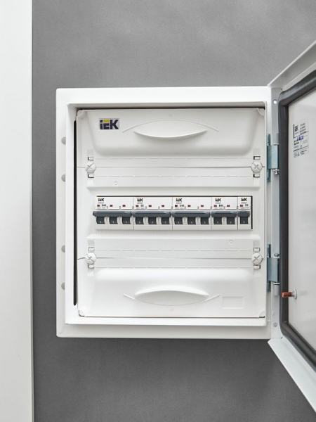 Выключатель автоматический модульный 3п C 40А M06N ARMAT IEK AR-M06N-3-C040 ТехноИмпульс